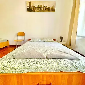 Atlas' House Hostal